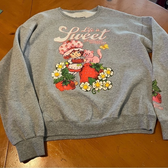 Strawberry Shortcake Women's Life Is Sweet Crewneck Sweatshirt in Gray L Kawaii - Picture 3 of 12